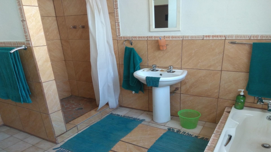 3 Bedroom Property for Sale in Oranjeville Free State